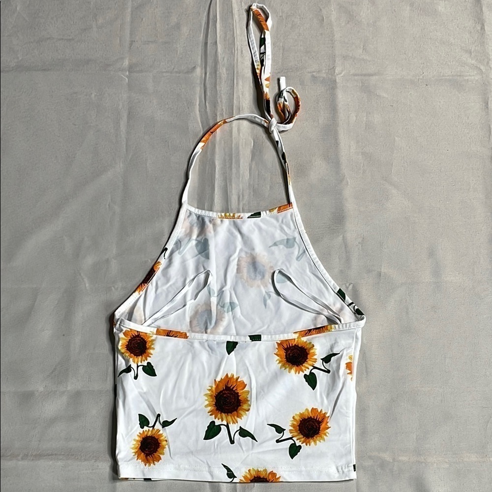 SHEIN Sunflower Print Halter Top White - Picture 6 of 9